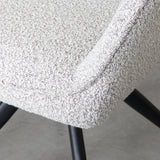 LABEL51 Eetkamerstoel Finley - Wit - Boucle van LABEL51 – Luxe comfort op maat van PureWonen. Vraag naar de beste prijs.