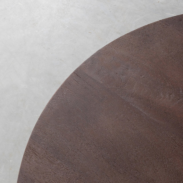 LABEL51 Salontafel Olly - Espresso - Mangohout - 90 cm van LABEL51 – Luxe comfort op maat van PureWonen. Vraag naar de beste prijs.