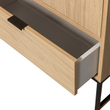 Silas Hoge Kast Eiken Decor [Fsc] van WOOOD – Luxe comfort op maat van PureWonen. Vraag naar de beste prijs.