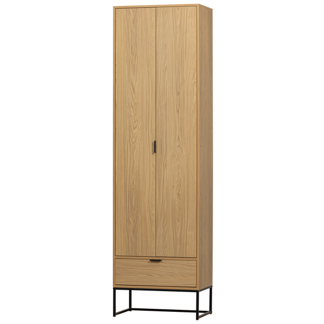 Silas Hoge Kast Eiken Decor [Fsc] van WOOOD – Luxe comfort op maat van PureWonen. Vraag naar de beste prijs.