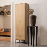 Silas Hoge Kast Eiken Decor [Fsc] van WOOOD – Luxe comfort op maat van PureWonen. Vraag naar de beste prijs.