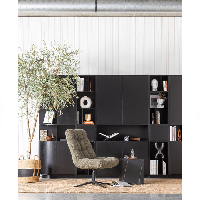 Finca Opbergkast Rond Links 78 Cm Grenen Diepzwart [Fsc] van WOOOD – Luxe comfort op maat van PureWonen. Vraag naar de beste prijs.