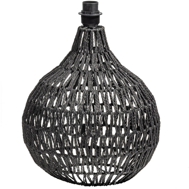 Macy Tafellampvoet Rattan Look Zwart van WOOOD – Luxe comfort op maat van PureWonen. Vraag naar de beste prijs.