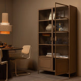Ronja Vitrinekast Xl Metaal Military Brown van WOOOD – Luxe comfort op maat van PureWonen. Vraag naar de beste prijs.