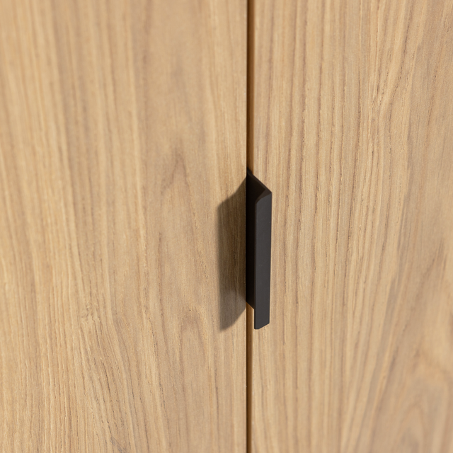 Silas 2 Deurs Kast Eiken Decor [Fsc] van WOOOD – Luxe comfort op maat van PureWonen. Vraag naar de beste prijs.