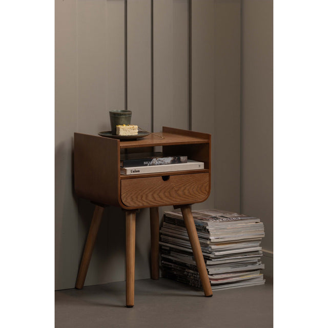 Nils Nachtkastje/Bijzettafel Hout Naturel van WOOOD – Luxe comfort op maat van PureWonen. Vraag naar de beste prijs.