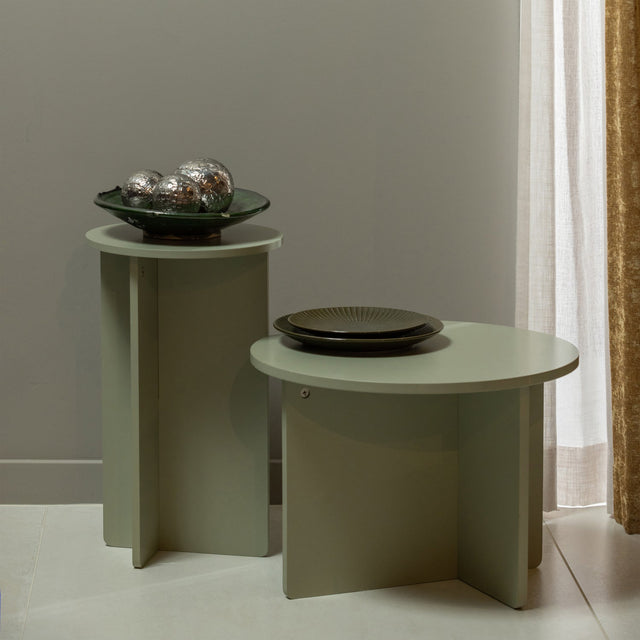 Set V 2 Ronny Bijzettafels Groen/Grijs van WOOOD – Luxe comfort op maat van PureWonen. Vraag naar de beste prijs.