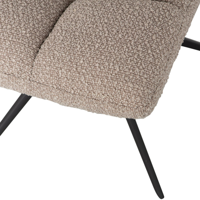 Vinny Draaistoel Boucle Zand van WOOOD – Luxe comfort op maat van PureWonen. Vraag naar de beste prijs.