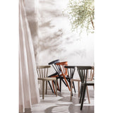 Bliss Tuinstoel Met Spijlen Kunststof Army Groen van WOOOD – Luxe comfort op maat van PureWonen. Vraag naar de beste prijs.