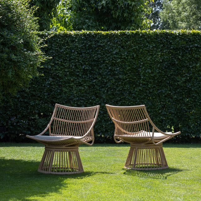 Alatna Tuinstoel Wicker Naturel van WOOOD – Luxe comfort op maat van PureWonen. Vraag naar de beste prijs.