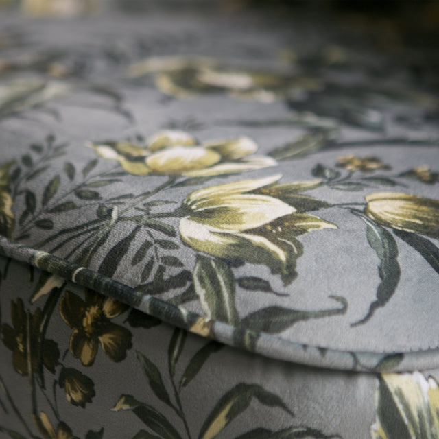 Vogue Fauteuil Fluweel Poppy Grijs van BePureHome – Luxe comfort op maat van PureWonen. Vraag naar de beste prijs.