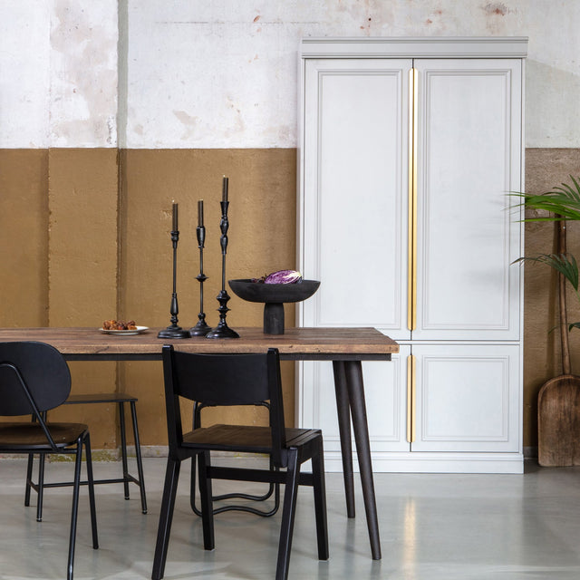 Guild Tafel Naturel Met Zwart Onderstel 220x90 Cm van BePureHome – Luxe comfort op maat van PureWonen. Vraag naar de beste prijs.
