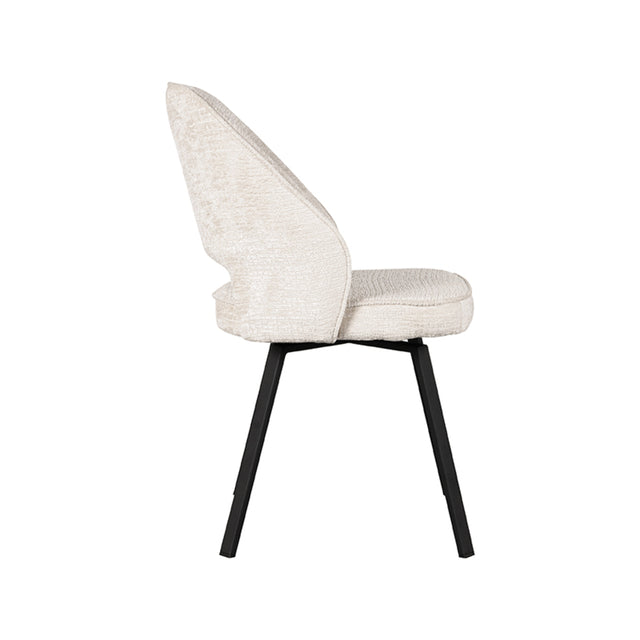 LABEL51 Eetkamerstoel Lewis - Crème - Fluweel van LABEL51 – Luxe comfort op maat van PureWonen. Vraag naar de beste prijs.