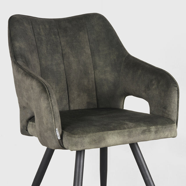 LABEL51 Eetkamerstoel Noud - Hunter - Velours van LABEL51 – Luxe comfort op maat van PureWonen. Vraag naar de beste prijs.