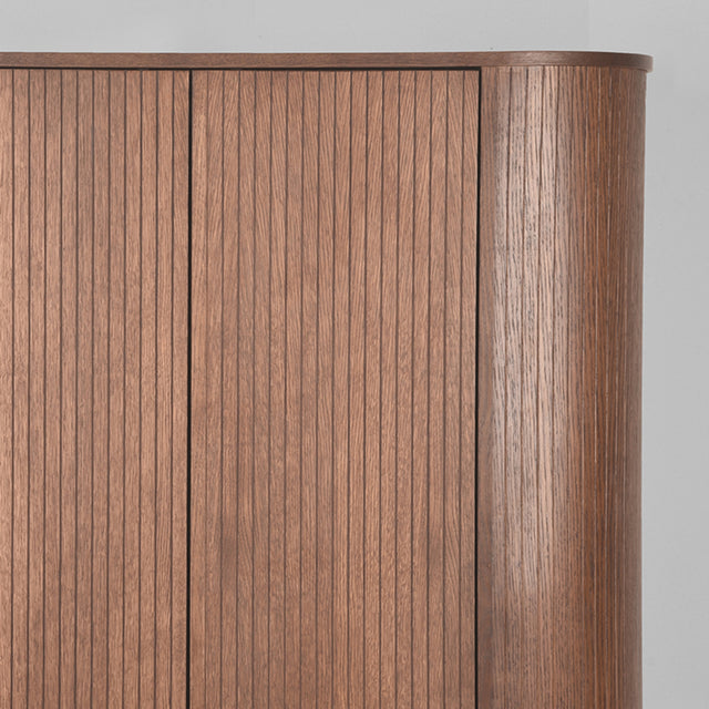 LABEL51 Bergkast Oliva - Walnoot - Eiken - Hoge Kast van LABEL51 – Luxe comfort op maat van PureWonen. Vraag naar de beste prijs.