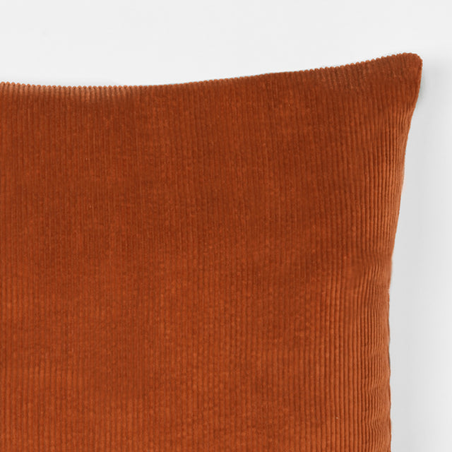 LABEL51 Sierkussen Rib - Rust - Katoen van LABEL51 – Luxe comfort op maat van PureWonen. Vraag naar de beste prijs.