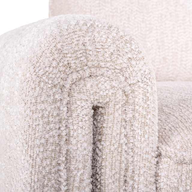 Fauteuil Sandro lovely cream (Be Lovely 11 Cream) van Richmond Interiors – Luxe comfort op maat van PureWonen. Vraag naar de beste prijs.