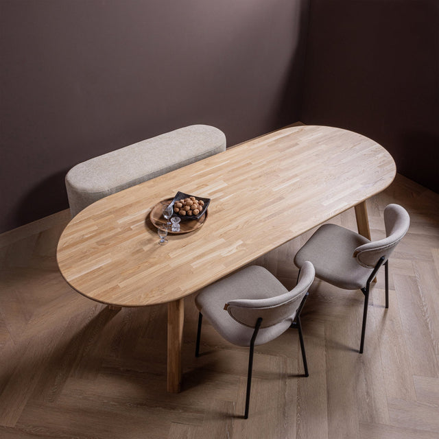 Kjeld Eetkamerstoel Naturel van WOOOD – Luxe comfort op maat van PureWonen. Vraag naar de beste prijs.